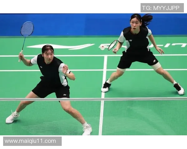 重庆羽毛球队在邀请赛中的力量表现深度解析与精彩瞬间回顾 重庆羽毛球队在邀请赛中的力量表现深度解析与精彩瞬间回顾