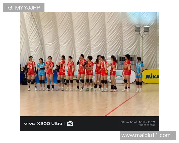 重庆排球队心理素质引发热议球迷与专家各抒己见探讨背后原因 重庆排球队心理素质引发热议球迷与专家各抒己见探讨背后原因